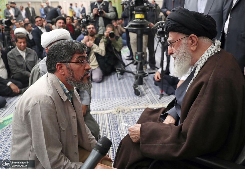 دیدار جمعی از شاعران و اهالی فرهنگ و ادب با رهبر معظم انقلاب