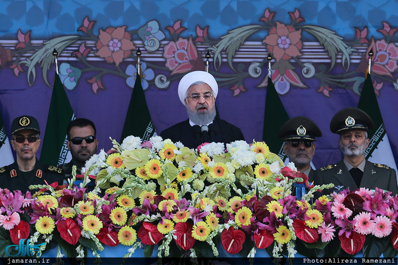 مراسم گرامیداشت روز ارتش جمهوری اسلامی ایران در جوار حرم امام خمینی(س)-1/ رژه