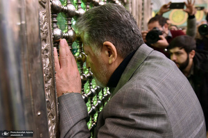 تجدید میثاق رئیس و جمعی از معاونان دانشگاه آزاد اسلامی با آرمان های امام خمینی (س)