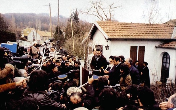 Imam Khomeini exposed Shah's excessive treacheries to media