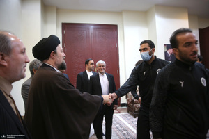 دیدار مدیرعامل و بازیکنان باشگاه فرهنگی ورزشی پیکان با سید حسن خمینی