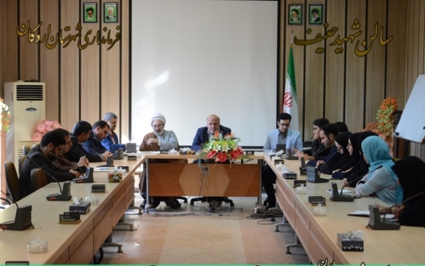 نشاط در جامعه با تقویت امید در مردم ایجاد می شود