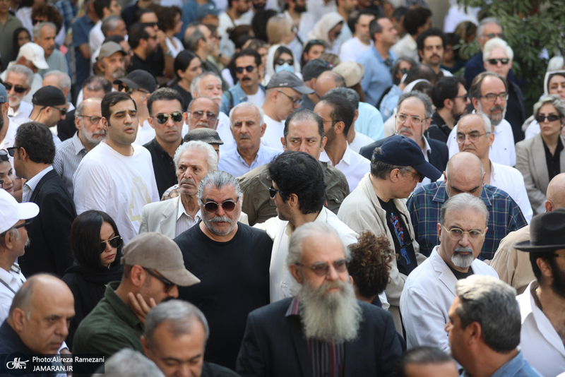 مراسم تشییع ناصر تقوایی