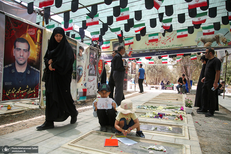 گلزار شهدای جنگ تحمیلی ۱۲روزه در بهشت زهرا (س)