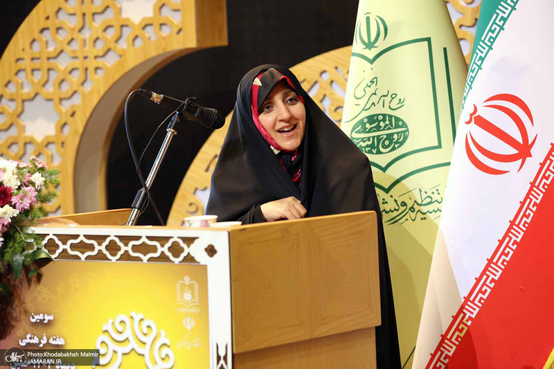 مراسم گرامیداشت مقام زن در خمین با حضور معاون رئیس جمهور