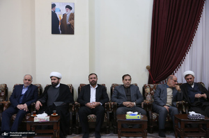 حاشیه های تجدید میثاق رئیس و مسئولان عالی قضایی با آرمان های حضرت امام خمینی (س)