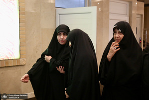مراسم ختم مادر همسر حجت السلام ‌و المسلمین علی اکبر ناطق نوری و عباس آخوندی
