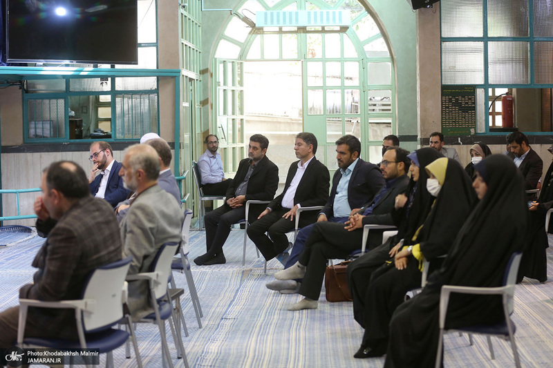 تجدید میثاق اساتید و دانشجویان پژوهشکده امام خمینی و انقلاب اسلامی با آرمان های بنیانگذار جمهوری اسلامی