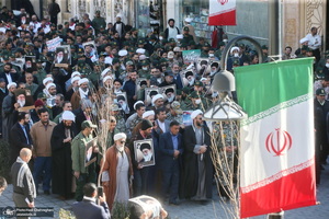 مراسم بزرگداشت 12 بهمن و گلباران بیت امام خمینی(س) در قم