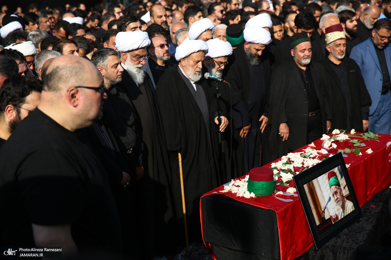 مراسم تشییع پیکر پیر غلام اهل بیت (س) حاج حسین عرب