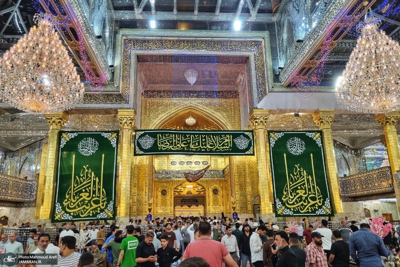 حال و هوای شب میلاد امام رضا (ع) در حرم مطهر امام حسین(ع)