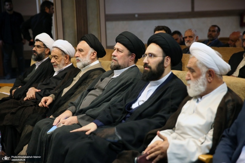 مراسم بزرگداشت احسان صابری در حرم امام خمینی (س)
