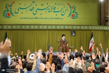 رهبر معظم انقلاب: کمبودهای زیادی داریم اما کشور در حال پیشرفت است/ دشمن فهمیده است این مُلک و خاک و سرزمین الهی و معنوی، با فشار نظامی تسلیم و تصرف نمی‌شود