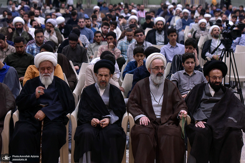 آئین آغاز سال تحصیلی حوزه علمیه استان تهران در حرم امام خمینی