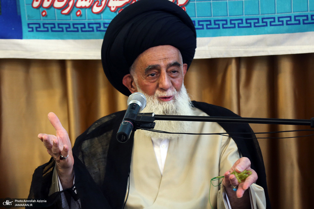 تماس تلفنی آیت الله یثربی با سید محمد خاتمی
