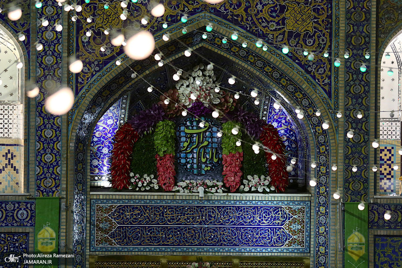 حال و‌هوای حرم مطهر رضوی در شب ولادت امام رضا (ع)