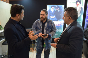 غرفه موسسه تنظیم و نشر آثار امام خمینی (س) در سی و سومین نمایشگاه بین المللی قرآن کریم-3