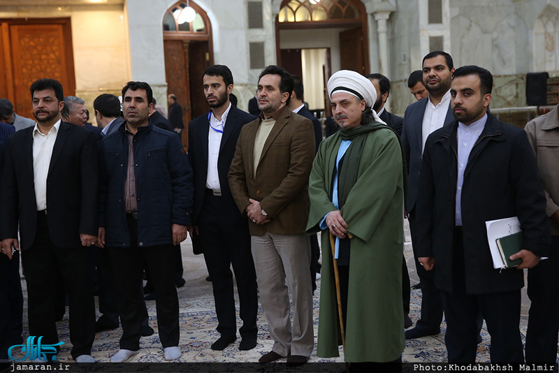 ادای احترام میهمانان شرکت کننده در کنفرانس وحدت اسلامی به مقام شامخ حضرت امام خمینی(س)