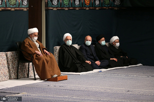 مراسم عزاداری شب شهادت حضرت ‌زهرا (س) در حسینیه امام خمینی