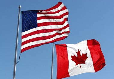 آتش جنگ تجاری شعله ور شد؛ کانادا تهدید کرد برق چند ایالت آمریکا را قطع می کند