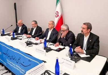 پزشکیان: بازگشت تحریم‌ها ناخوشایند است، اما پایان راه نیست و در برابر آنها تسلیم نمی‌شویم/ تا زمانی که زبان زورگویی برقرار باشد، امکانی برای گفت‌وگو باقی نخواهد ماند/  این دولت آمریکاست که مانع رابطه بین مردم دو کشور می‌شود