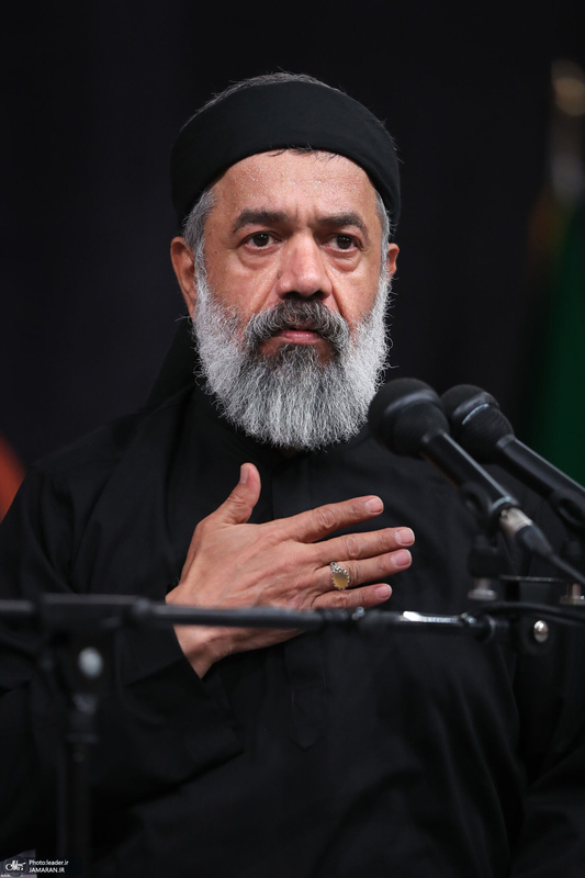 مراسم عزادارای شب عاشورا با حضور رهبر انقلاب اسلامی