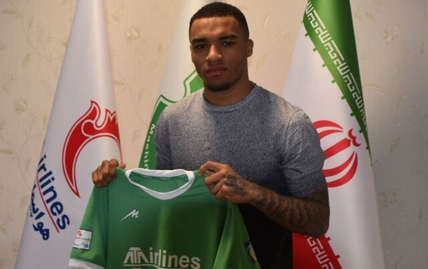 مهاجم اسکاتلندی با ماشین سازی به توافق رسید+ عکس
