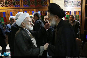 مراسم ختم مادر حجت الاسلام و المسلمین محتشمی پور در مسجد نور-2