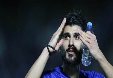 زکی پور با حضور در باشگاه استقلال: امروز یا فردا سرمربی آبی پوشان مشخص می شود