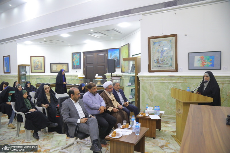 محفل ادبی با حضور استاد مجاهدی در مجتمع یادگار امام (س) قم