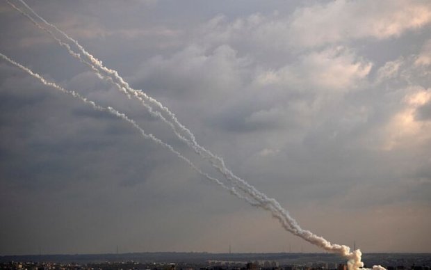 حمله موشکی مقاومت فلسطین به غلاف غزه در 196 مین روز جنگ