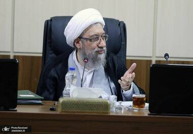آملی‌لاریجانی: ترامپ درباره ایران هذیان‌های روان پریشانه می‌گوید