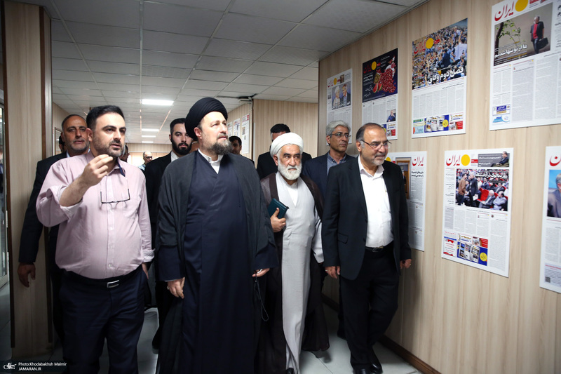 بازدید «سید حسن خمینی» از موسسه مطبوعاتی ایران