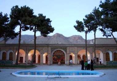 کاستی های  خدمات رسانی به مسافران نوروزی را برطرف کنید