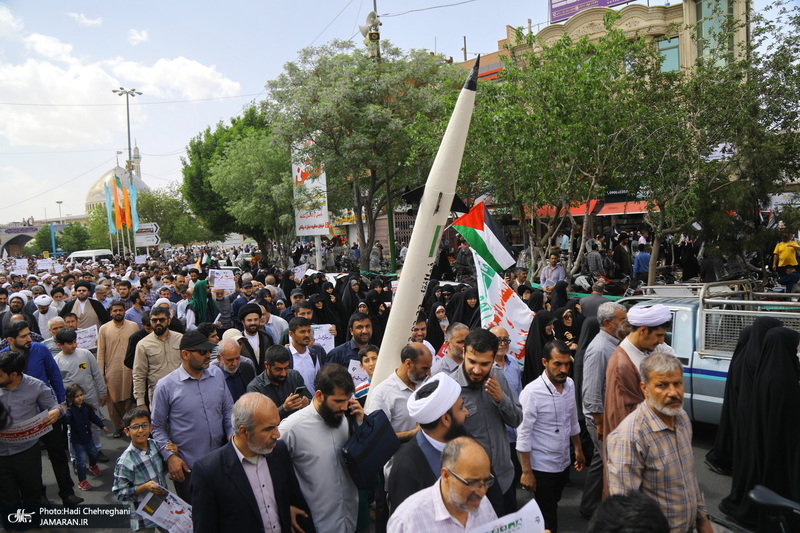 راهپیمایی نمازگزاران قمی در محکومیت جنایات رژیم صهیونیستی