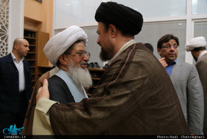 مراسم بزرگداشت والده آیت الله واعظ موسوی در بیت علامه طباطبایی قم