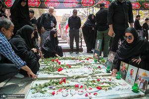 گلزار شهدای جنگ تحمیلی ۱۲روزه در بهشت زهرا (س)