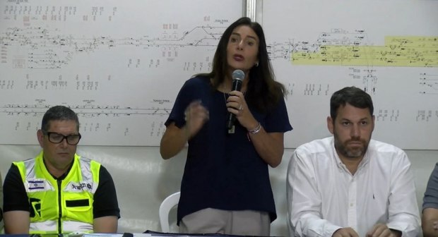 اختلالات گسترده در شبکه حمل و نقل ریلی رژیم صهیونیستی + عکس و فیلم