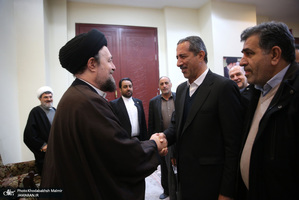 حاشیهتجدید میثاق رئیس و جمعی از نمایندگان مجلس شورای اسلامی با آرمان‌های امام خمینی(س)