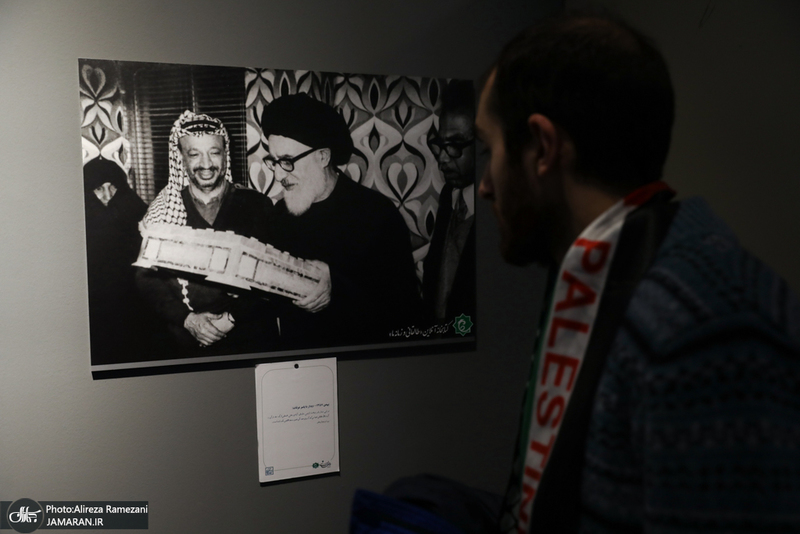 نمایشگاه عکس های کمتر دیده شده از مرحوم آیت الله سید محمود طالقانی