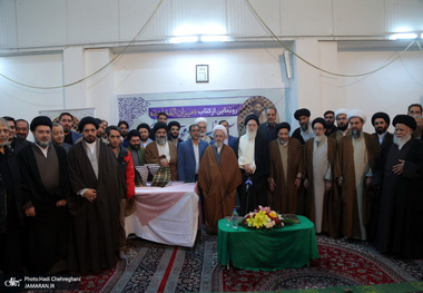 مراسم رونمایی از کتاب میزان الفقاهه اثر آیت الله العظمی درچه ای  