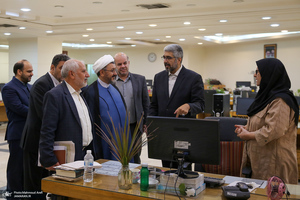 بازدید رئیس موسسه تنظیم و نشر آثار امام خمینی (س) از موسسه اطلاعات