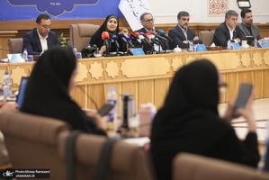 نشست خبری وزیر راه و شهرسازی