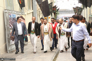 بازدید میهمانان خارجی جهت شرکت در مراسم رهبر شهید از حسینیه جماران