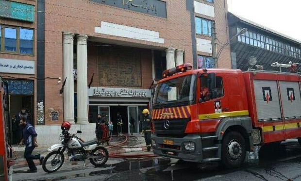 آتش‌سوزی در بازار چرم تبریز مهار شد
