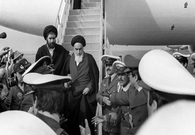 Imam Khomeini led revolution against US-backed oppression of Mohammad Reza Pahlavi