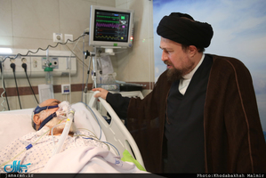 عیادت سید حسن خمینی از حجت الاسلام و المسلمین سید مهدی طباطبایی