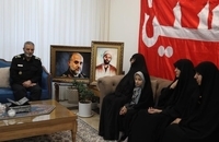 دیدار سرلشکر موسوی با خانوادۀ فرماندهان شهید جنگ ۱۲ روزه (2)