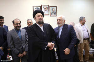 دیدار دکتر ظریف  معاون راهبردی رئیس جمهور و جمعی از مدیران با سید حسن خمینی