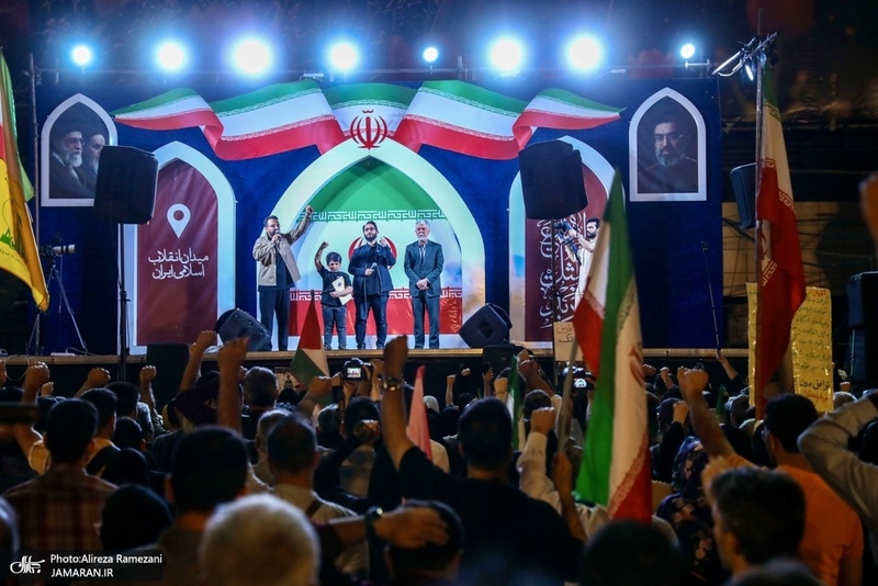 نود و یکمین اجتماع پر شور مردم در میدان انقلاب اسلامی